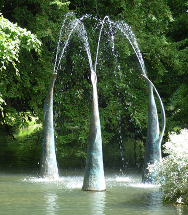 Figure Fountain: Three